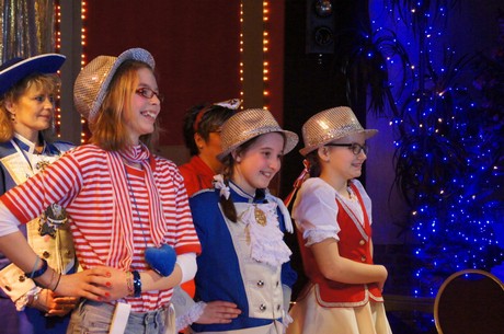 Kinderprinzen-KG-Huerther-Funken-Blau-Weiss-2015
