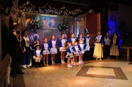 Kindertanzcorps-der-KG-Blau-Weiss