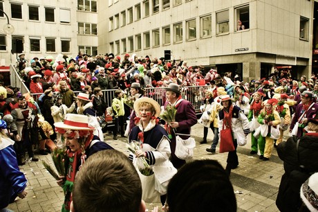 UNGER-UNS