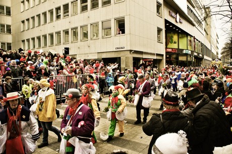 UNGER-UNS