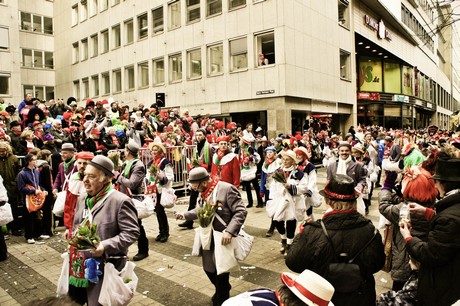 UNGER-UNS