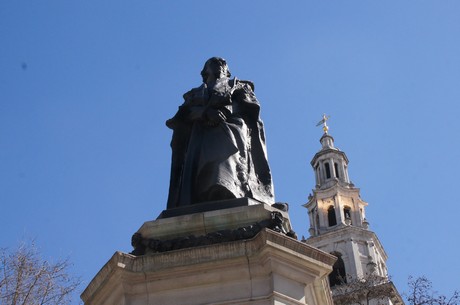 William-Ewart-Gladstone