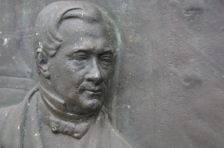 bernhard-von-der-heydt