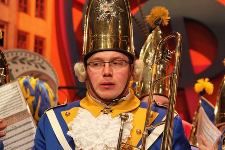 buergergarde-blau-gold