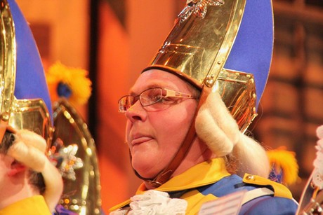 buergergarde-blau-gold