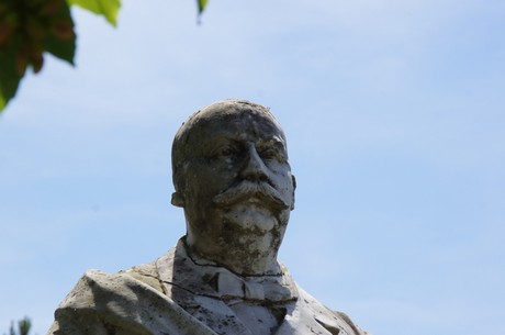 charles-bertrand