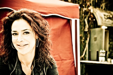 claudia-wells