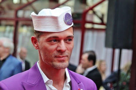 gayJet