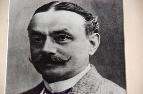 hugo-menzel