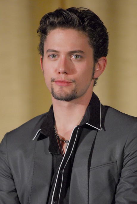 jackson-rathbone