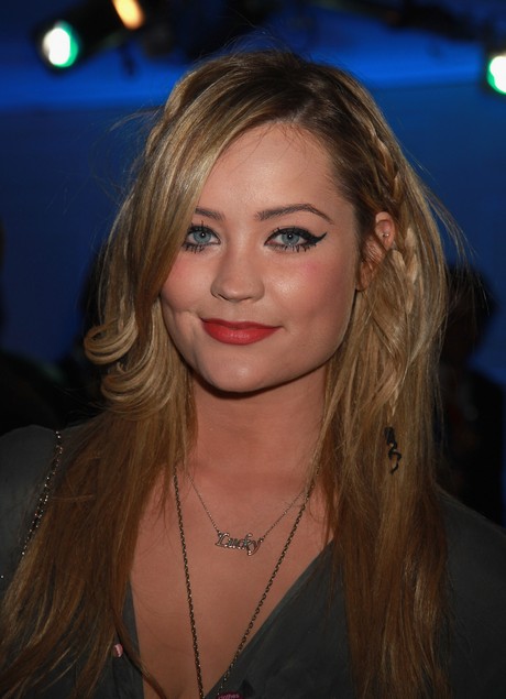 laura-whitmore