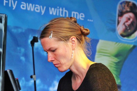 lino-corvi-und-frau-guer