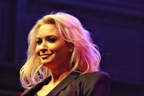 mandy-grace-capristo