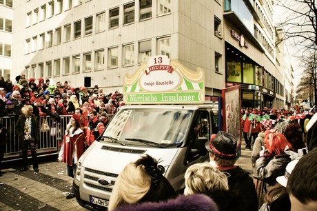 naerrische-insulaner-koeln