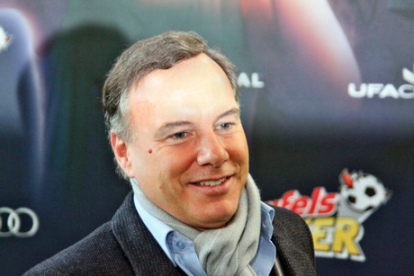 nico-hofmann