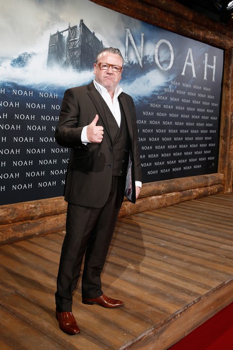 ray-winstone