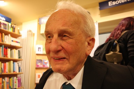 rolf-hochhuth