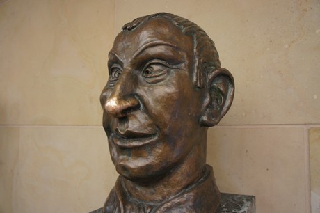 schael