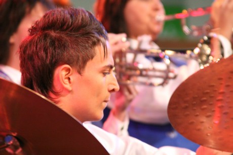 swinging-fanfares