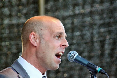 tom-browne-band