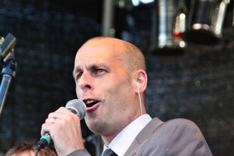 tom-browne-band