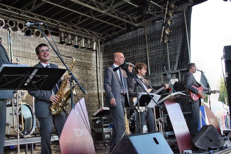 tom-browne-band