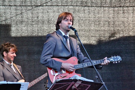 tom-browne-band