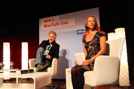 mo-talk-live