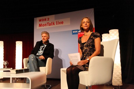 mo-talk-live