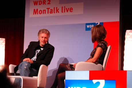 mo-talk-live