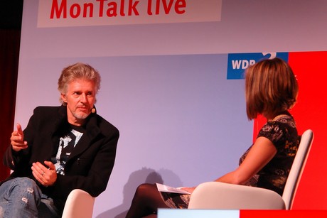 mo-talk-live