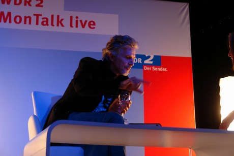 mo-talk-live