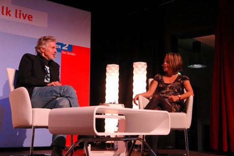 mo-talk-live