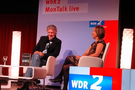 mo-talk-live