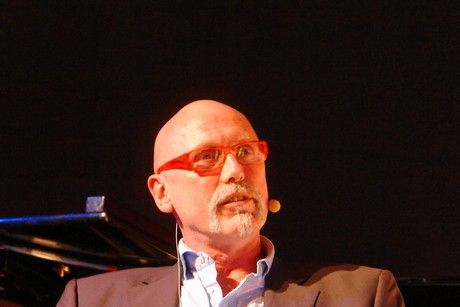 mo-talk-live