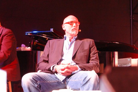 mo-talk-live