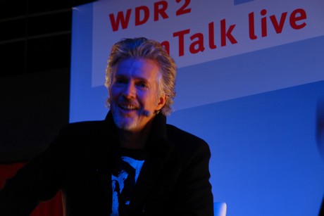 mo-talk-live