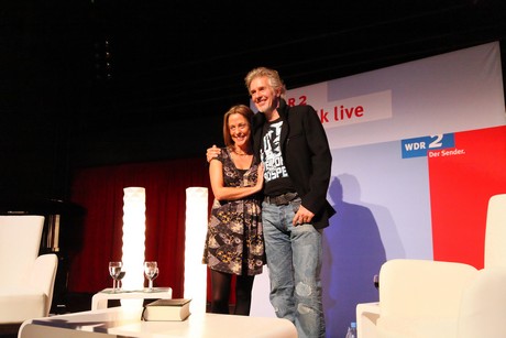 mo-talk-live