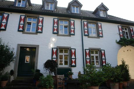 holweide