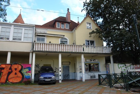 holweide