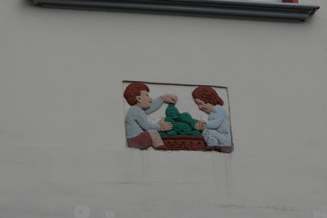 holweide
