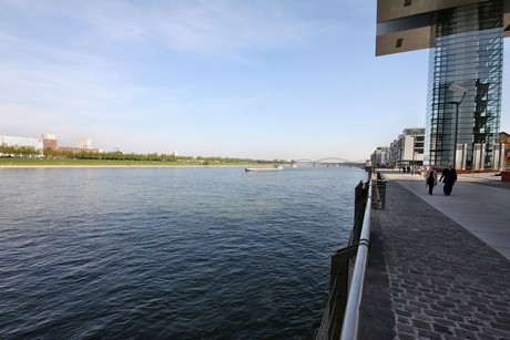 rheinauhafen