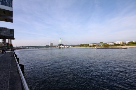 rheinauhafen