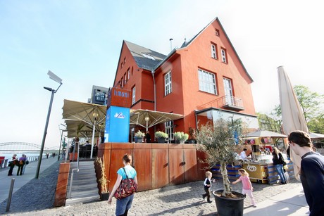 rheinauhafen