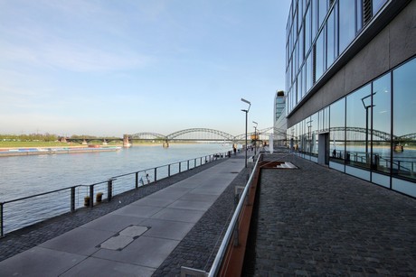 rheinauhafen