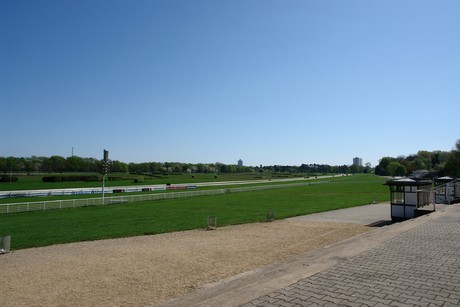 galopprennbahn