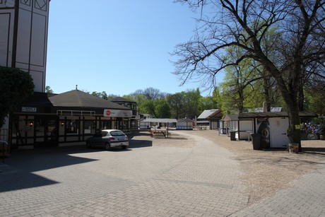 galopprennbahn