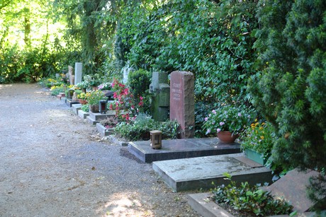 friedhof-hauptstrasse