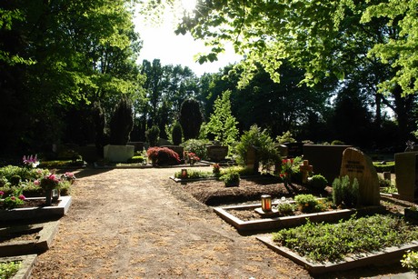 friedhof-hauptstrasse