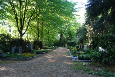 friedhof-hauptstrasse